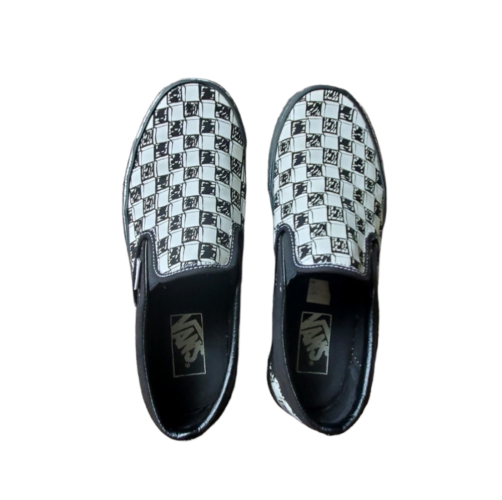Sketch Checker Board Vans Black and White